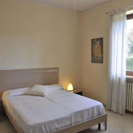 In Near Garda Lazise