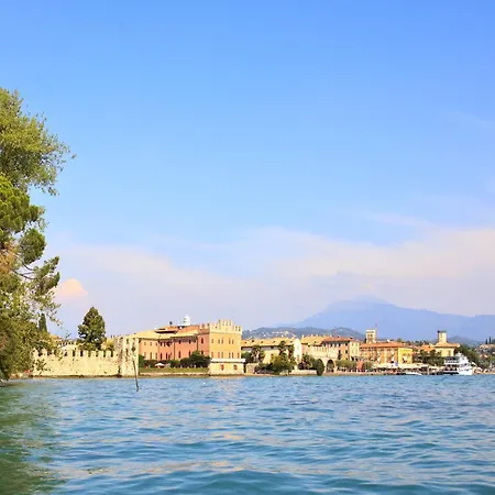 In Near Garda Semesterbostad Lazise